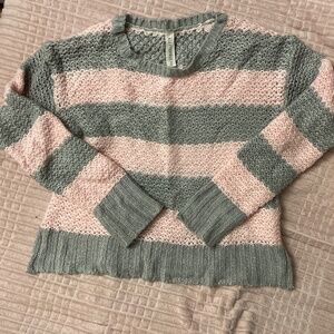 Small sweater with stripes